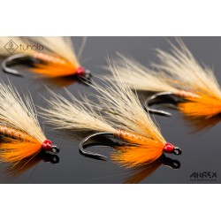 Red Coxy Streamer